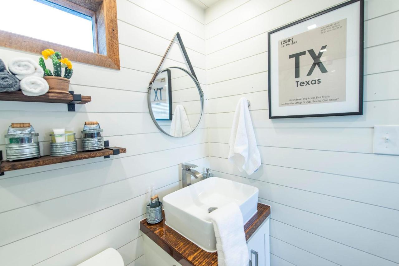 Villa New The Lone Star Shipping Container Fredericksburg Esterno foto