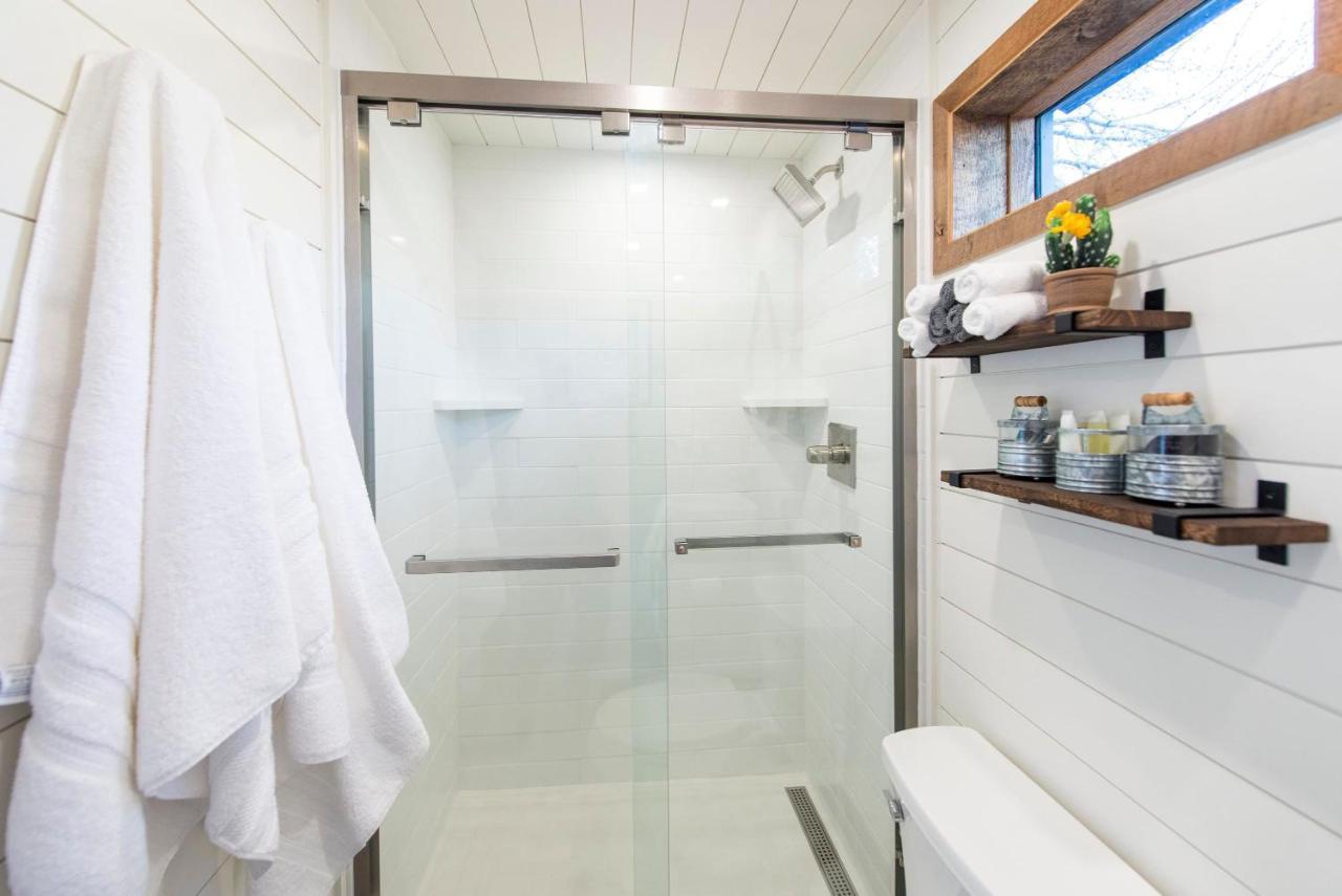 Villa New The Lone Star Shipping Container Fredericksburg Esterno foto